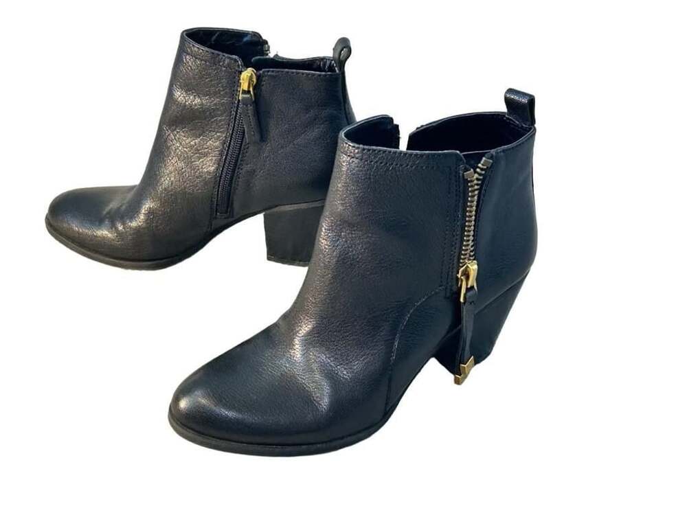 Franco Sarto Diana Dual Side Zip Leather Ankle Boots Black NWOT